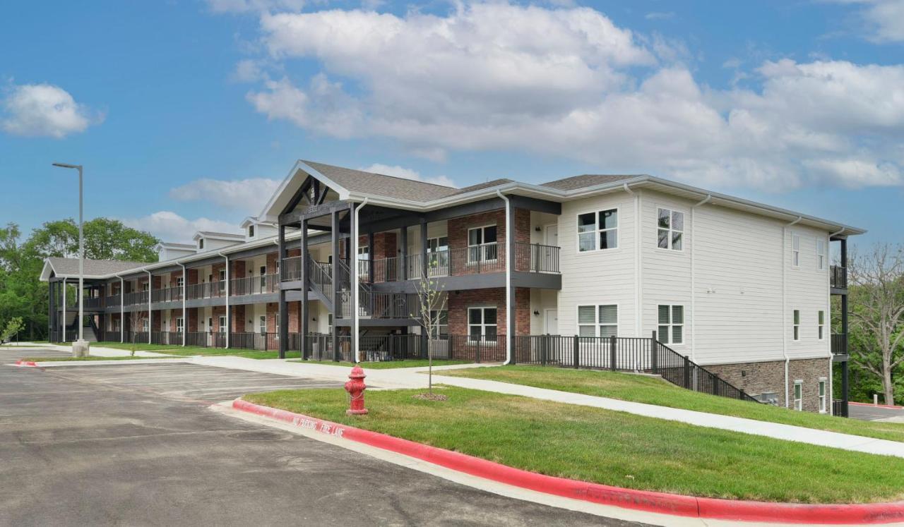 Luxury Condos At Thousand Hills - Heart Of Branson - Beautifully Remodeled - Spacious And Affordable Экстерьер фото